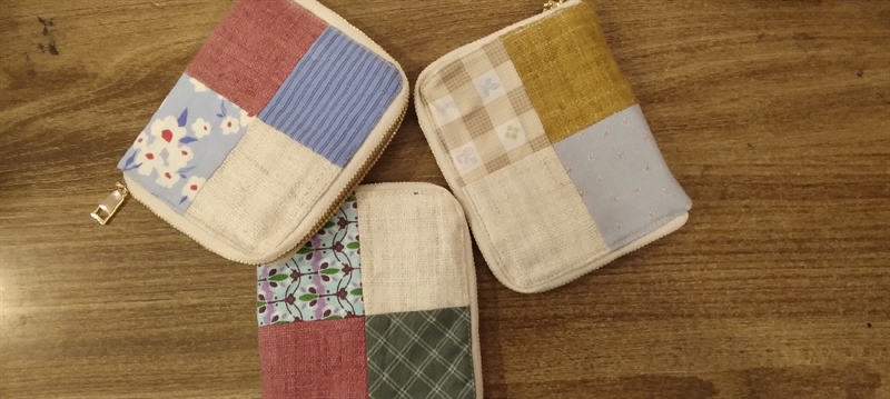 Ví 4 ô ko thêu (Touch)