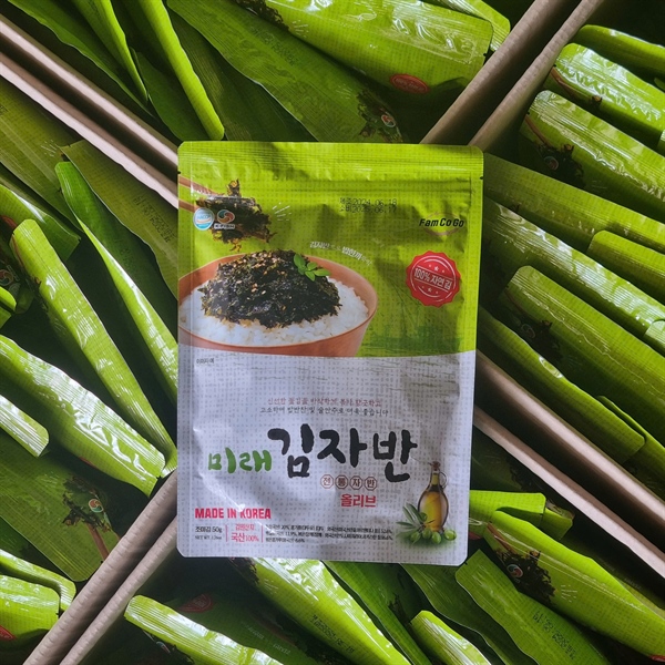 Rong biển rắc cơm FamCoGo 50g vị truyền thống Oliu (1Y+) 8809411167782