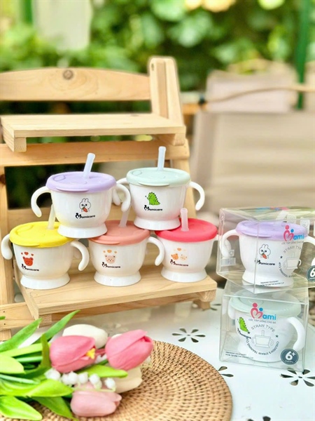 Cốc tập uống có ống hút Mamicare (6M+)