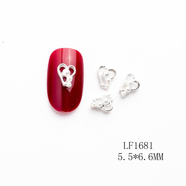 Charm sắt màu bạc mini