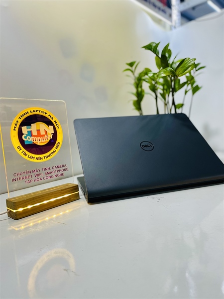 Laptop Dell Latitude 3450 I3 5005U/RAM 4GB/SSD 256GB/14” HD