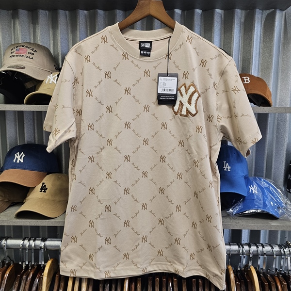 Brown New Era MLB NY Yankees T-Shirt