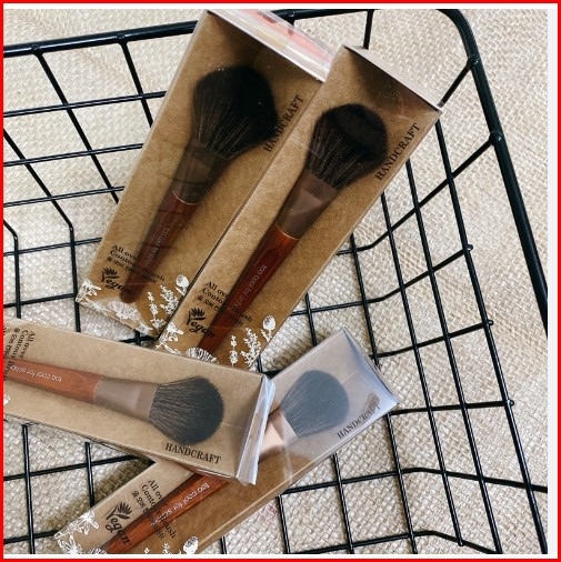 Cọ Too Cool For School All Over Coutour Brush