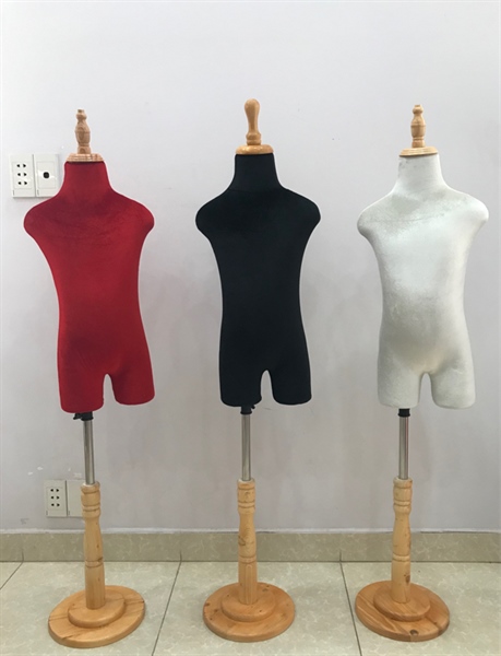 Bán thân bé 6 tuổi