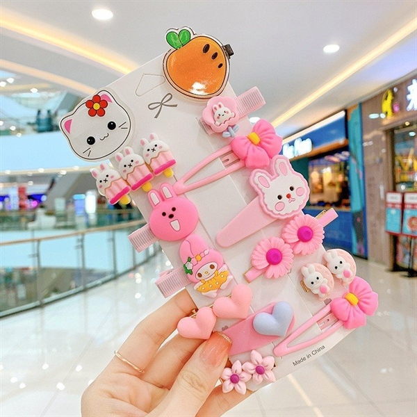 Set kẹp 14 món cho bé gái