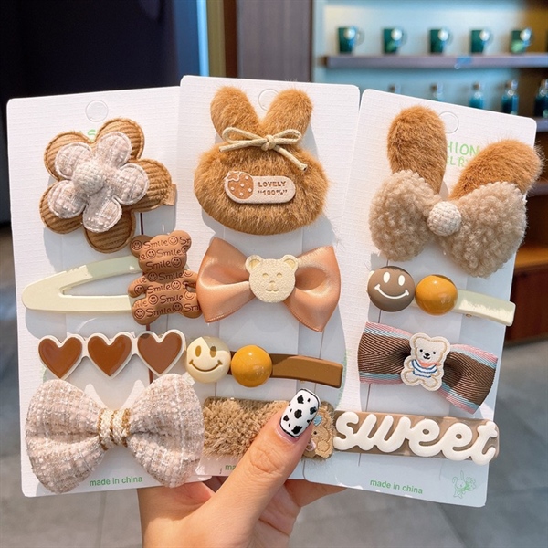 Set kẹp 4 món cho bé gái phong cách Hàn Quốc