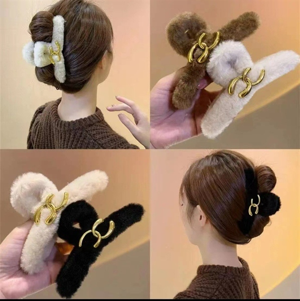 Kẹp càng cua lông chữ X