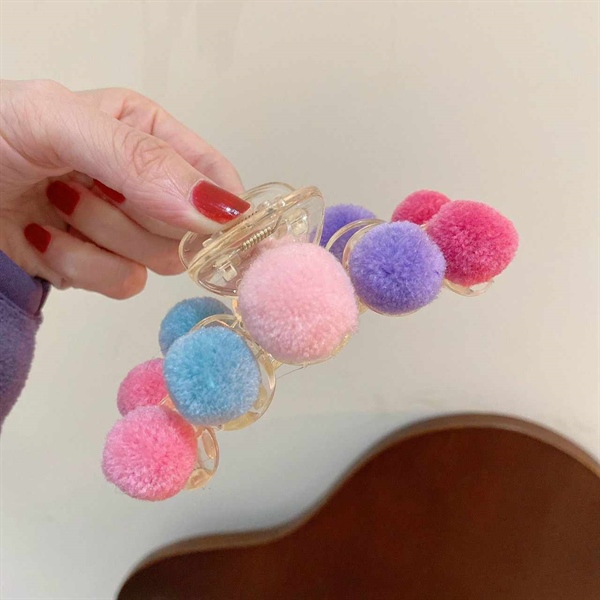 Kẹp càng cua cục bông nhiều màu