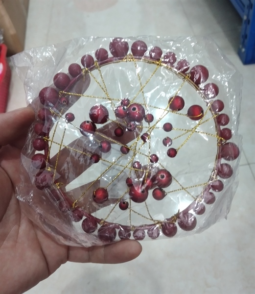 VƯƠNG MIỆNG ĐỎ