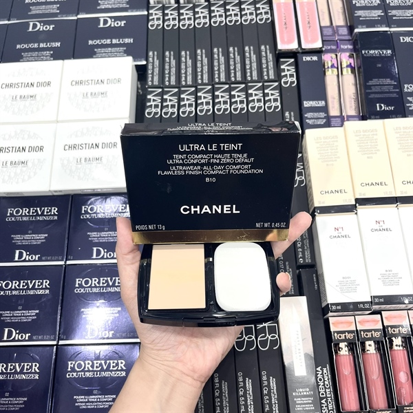 Phấn Nền Chanel Ultra Le Teint Ultrawear-All-Day Comfort Flawless Finish Compact Foundation 13g - B10