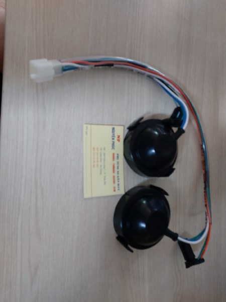 Đuôi Đèn Trước AB 2 đèn AVP D7