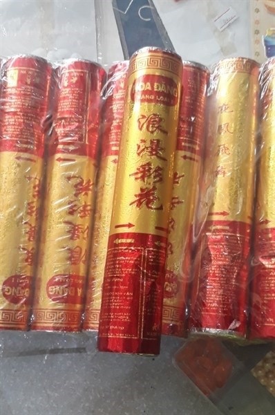 PHÁO KIM TUYẾN TÍN PHÁT 80CM