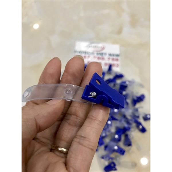 Thẻ cài nhựa nhỏ