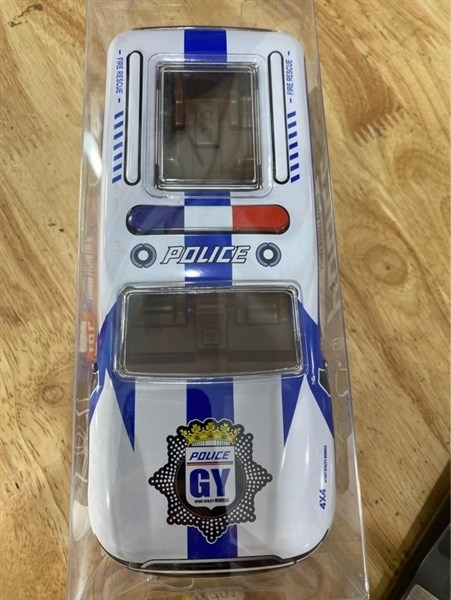 HỘP BÚT XE CẢNH SÁT 653720