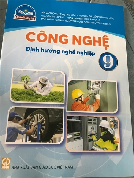 Công nghệ 9 Chân trời sáng tạo - Định hướng nghề nghiệp