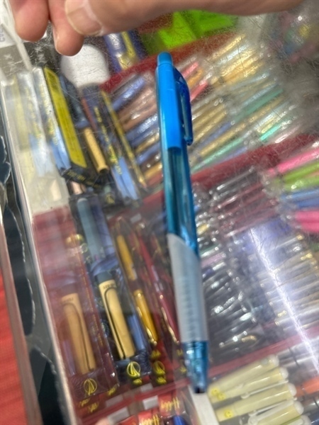 Bút bi Double A Bliss ball 707 xanh