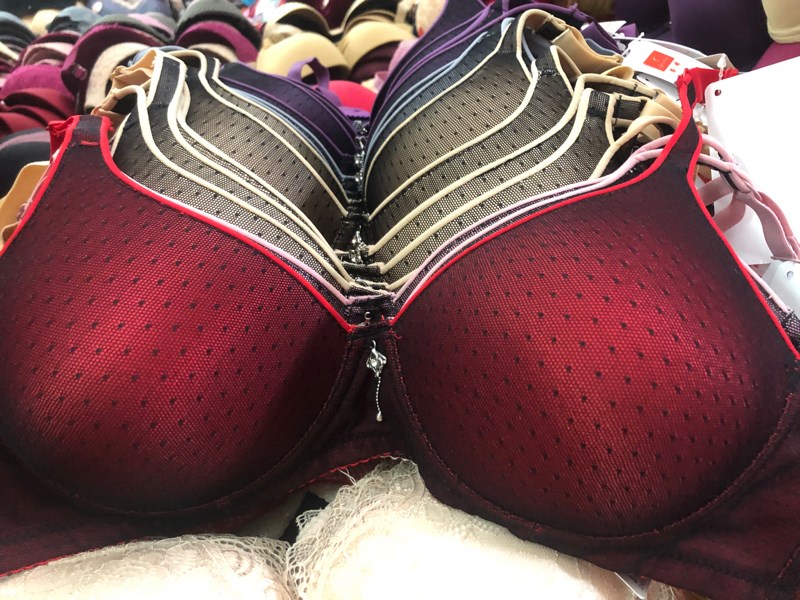 2033- áo mỏng đổi màu ko gọng