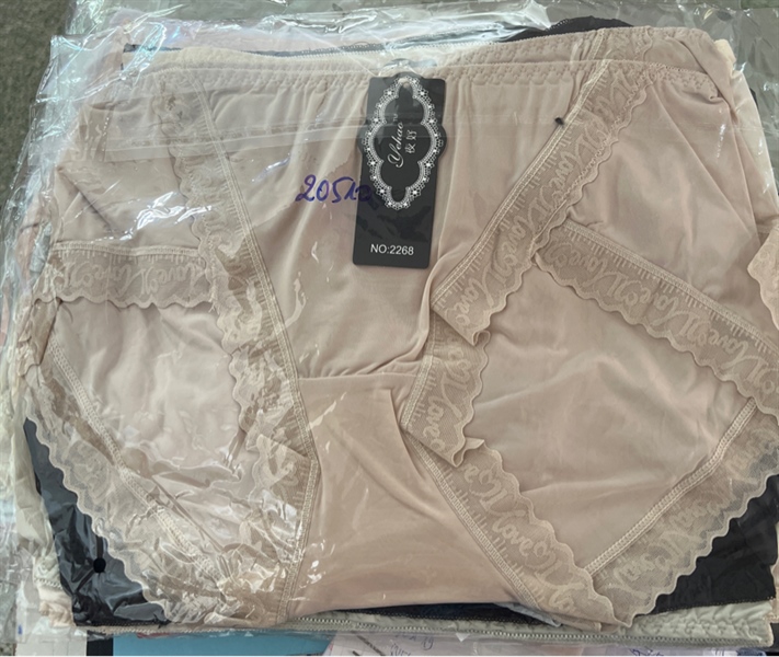 2268- q lạnh dáng trẻ