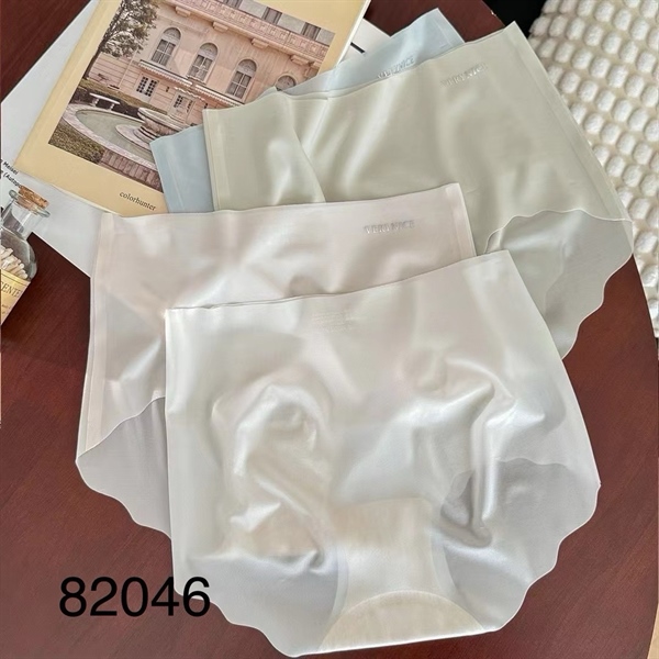 82046- q tàng hình