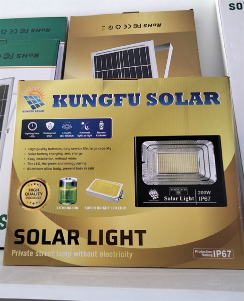 ĐÈN NLMT KUNGFU 200W KF-83200 led 5054
