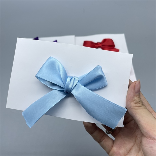 Kẹp nơ cài tóc màu xanh biển