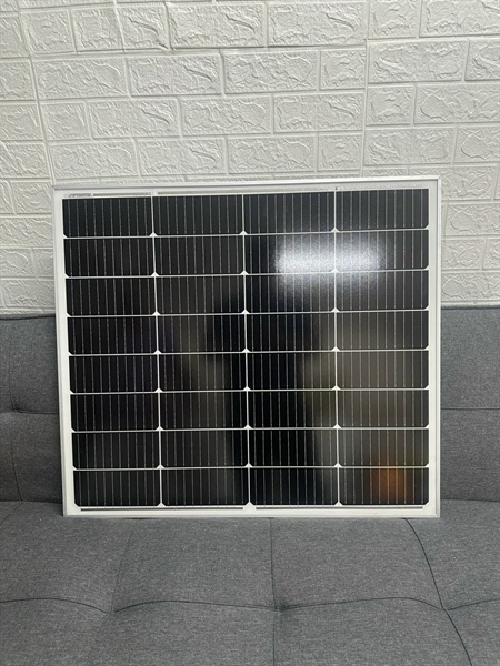 Tấm pin NLMT Bluecarbon 200W