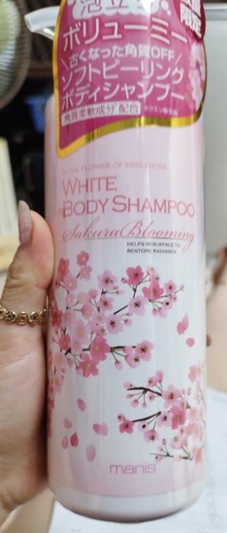 SỮA TẮM SAKURA MANIS WHITE BODY SHAMPOO TRẮNG DA
