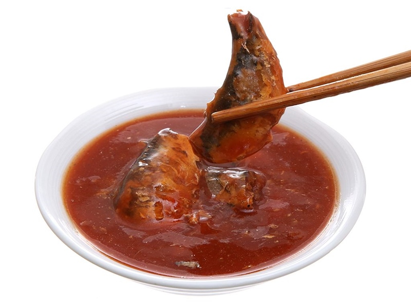 Cá Mòi Xốt Cà Chua Nắp Giật 3 Cô Gái Hộp 155g (Vị Đậm Đà)