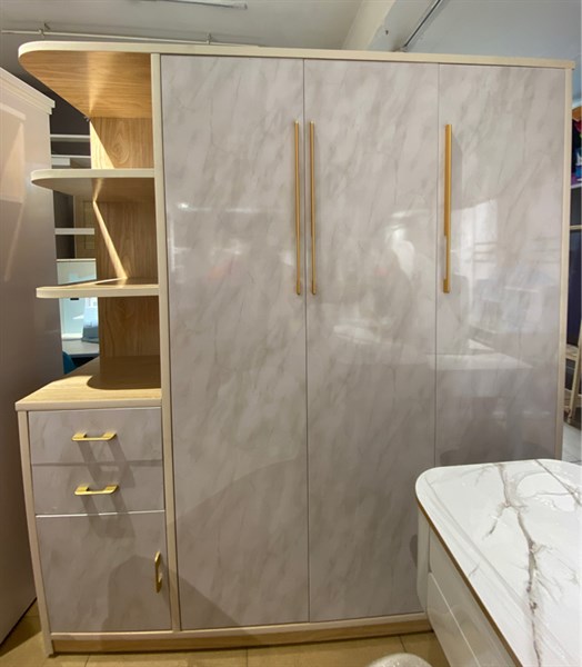 Tủ 3 cánh có kệ đẹp