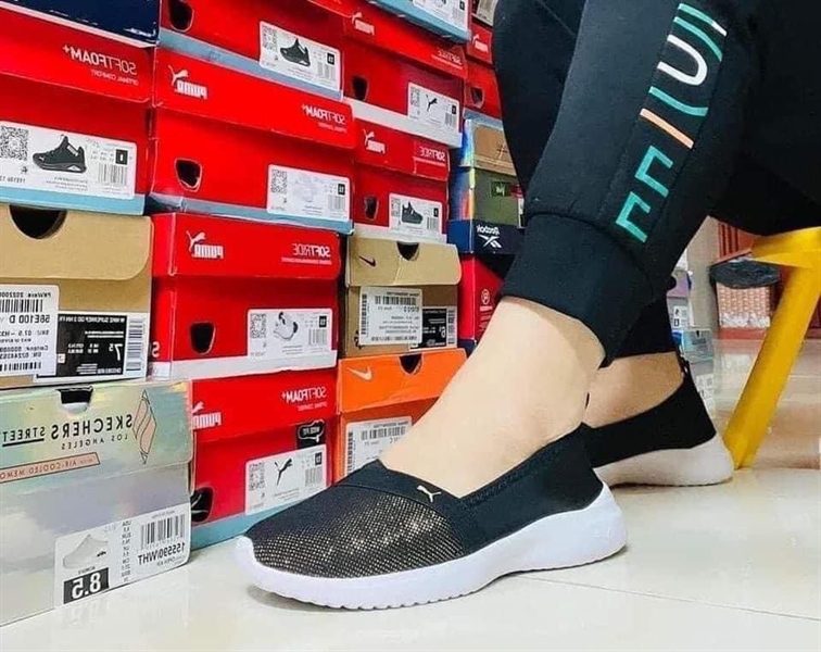 Giày slipon Puma 386390 đen kim tuyến