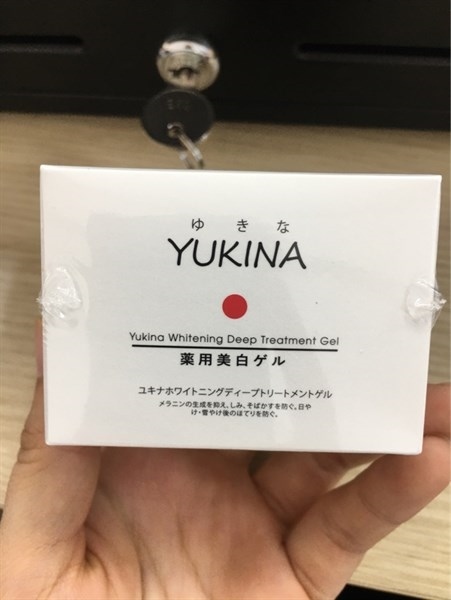 KEM DƯỠNG ĐẶC TRỊ NÁM YUKINA 50G