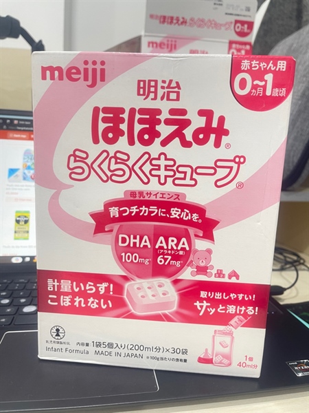 Sữa thanh Meiji từ 0-1 tuổi - hàng nội địa Nhật (hộp 30 thanh) - New