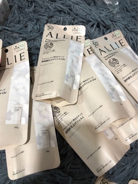 KEM CHỐNG NẮNG ALLIE BRIGHT BẬT TONE, KIỀM DẦU 60g- ÁNH XANH