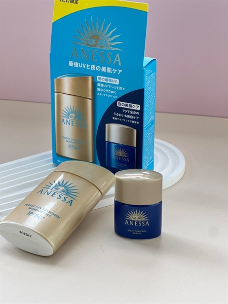 Set Anessa Milk Vàng 60ml Tặng kèm Serum đêm 12ml