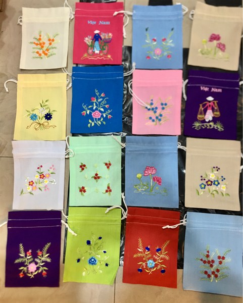 Túi thô to số 4-Embroidery bag -Usd 1.6