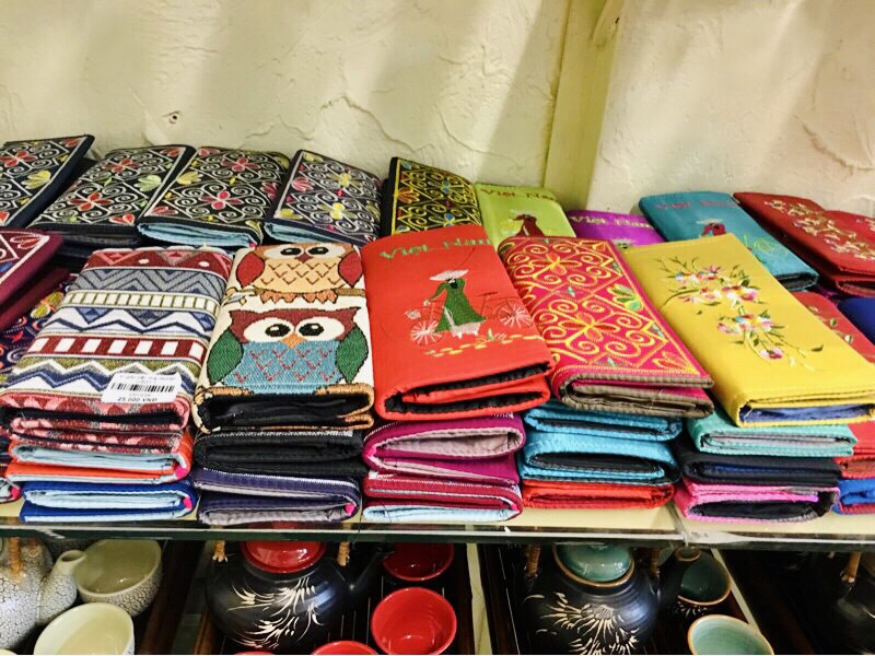 Ví gập các mẫu: cú, thái, thêu, gái - Wallet - Usd 1.3