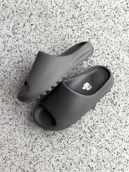 Dép Adidas Yeezy Slide 'Granite' ID4132