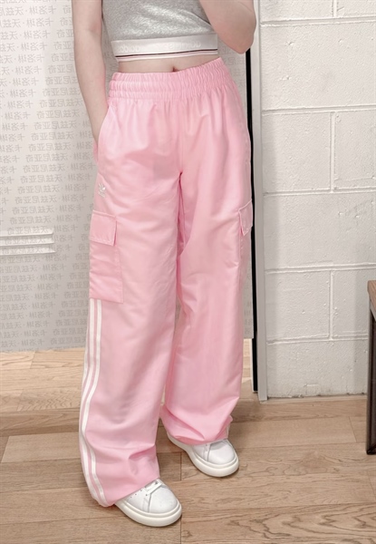 Quần Adidas 3 sọc - adidas Adicolor 3-Stripes Cargo Pants - Pink -JG8041