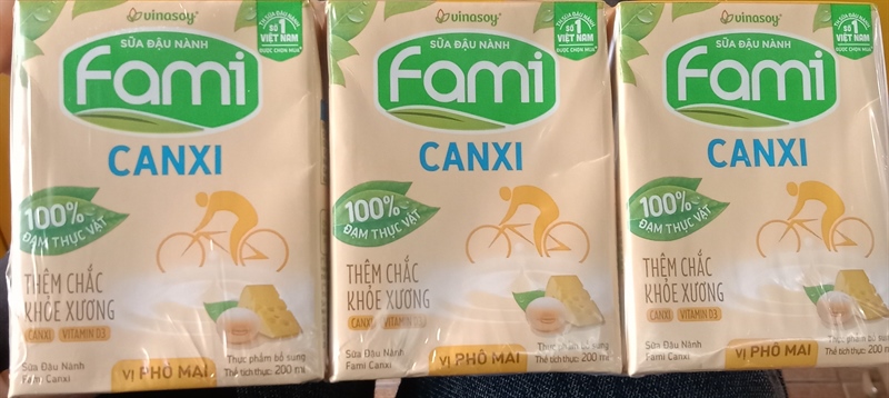 SỮA ĐẬU NÀNH FAMI CANXI HỘP 200ML