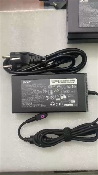 Sạc Acer 19V-7.1A chân thường 5.0*1.7 zin (6T)