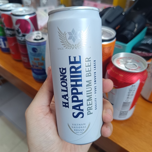 Bia Hạ Long Sapphire bạc lon 330ml