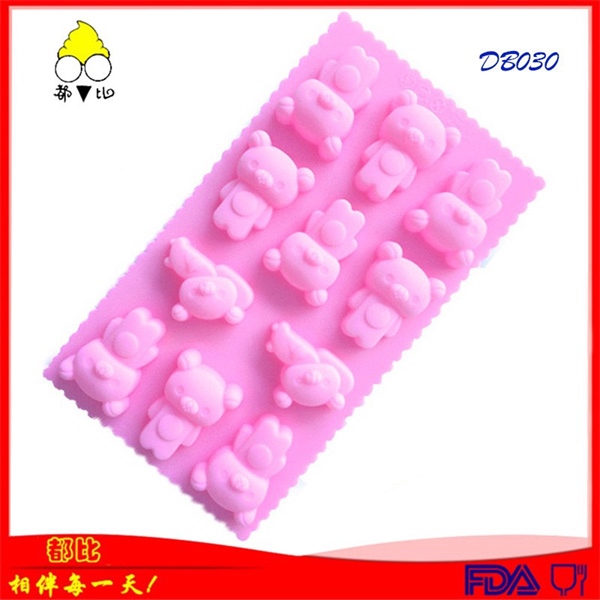 Khuôn silicon 11 gấu KUMA