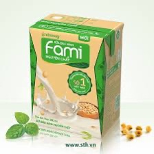 Sữa đậu nành Famiー豆ミルク Lốc 4hop