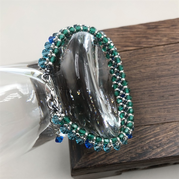 Vòng tay pha lê kết 5328M4, 5000M4 và cườm 3line