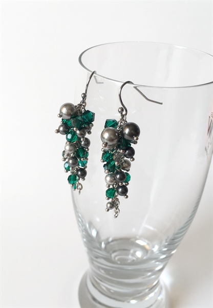 Hoa tai pha lê 5328 mix ngọc trai hình chùm nho