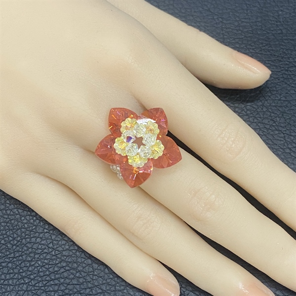 Nhẫn pha lê 6228M10 kết hoa 5 cánh, đế cườm