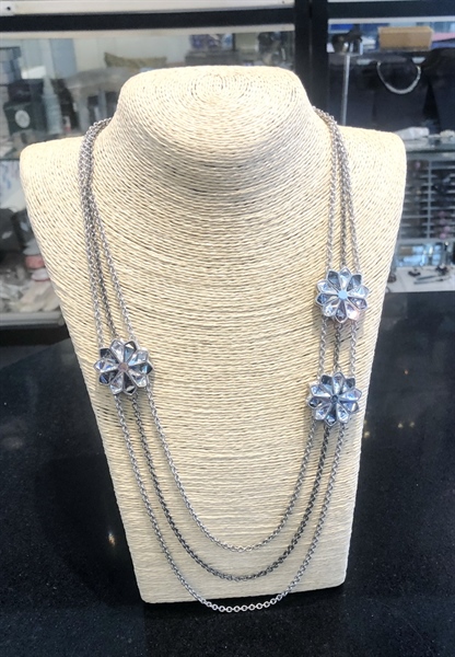 Vòng cổ 3 dây kim loại mix 3 bông hoa