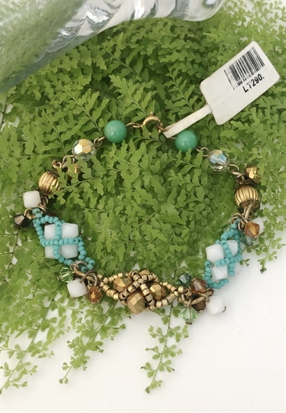 Vòng tay pha lê mix hạt thủy tinh và cườm