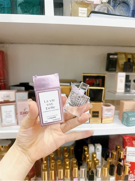 NƯỚC HOA LA VIE EST BELLE FLOWERS OF HAPPINESS 4ml