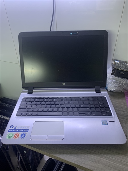 HP 450G3 . CORE I5 6200 R8G SSD 128GB MAN HINH 15.6" PIN 2H .